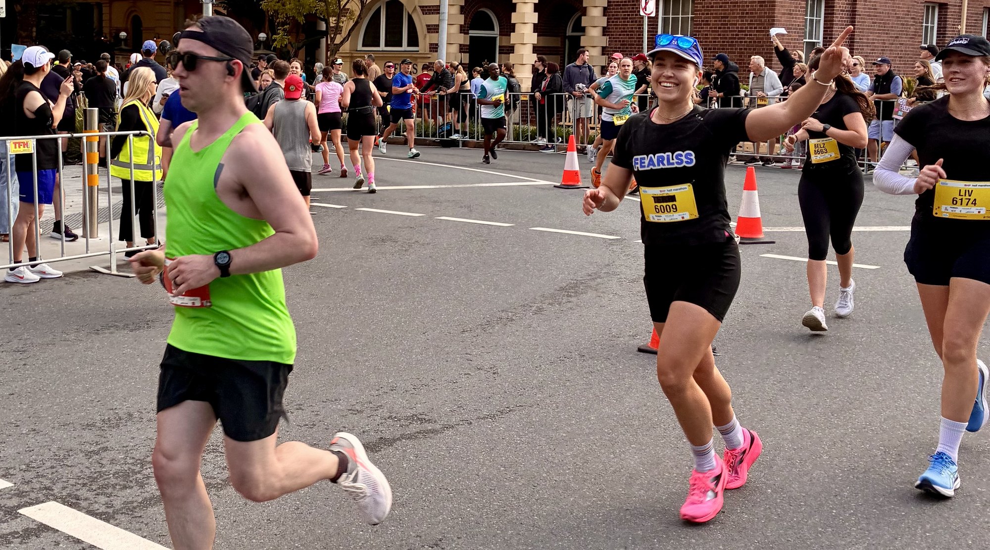 FEARLSS runners racing through Brisbane
